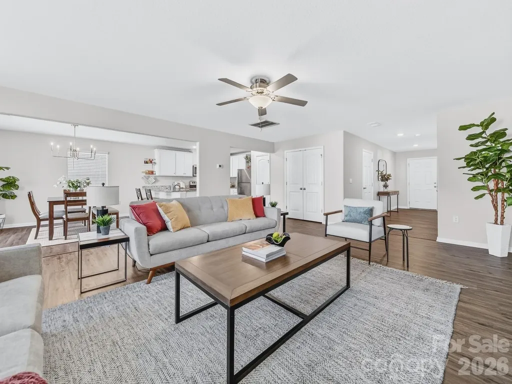 8128 Derby Woods Lane Charlotte NC 28214