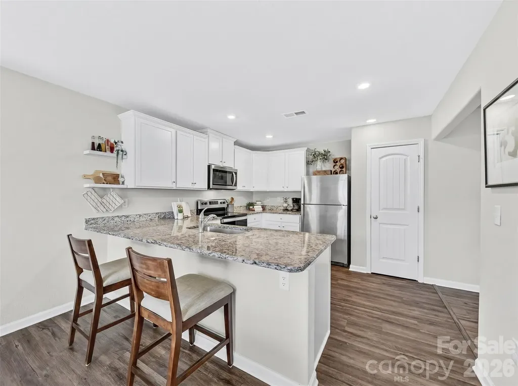 8128 Derby Woods Lane Charlotte NC 28214