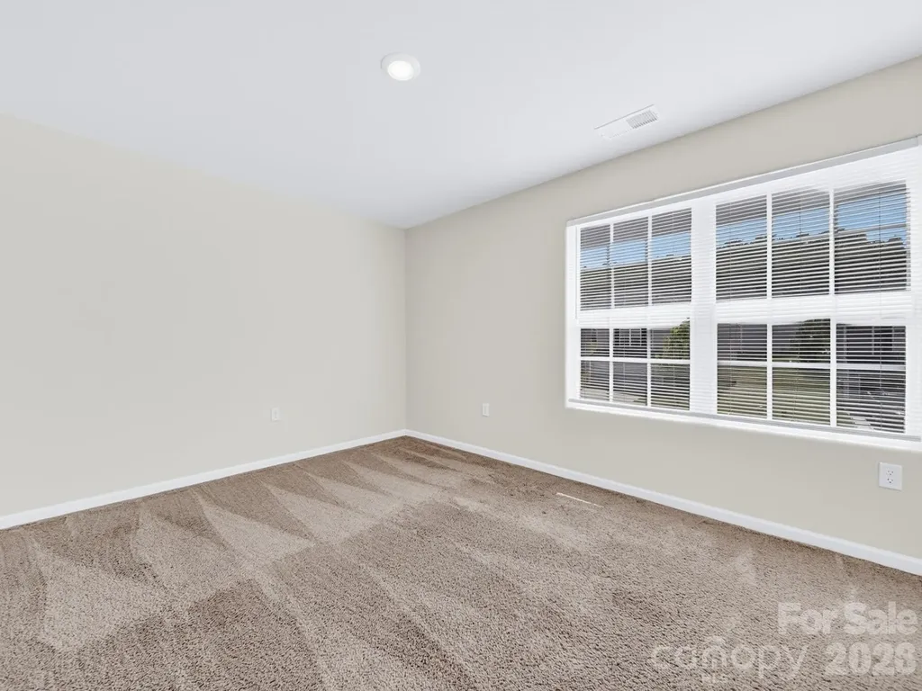 8128 Derby Woods Lane Charlotte NC 28214