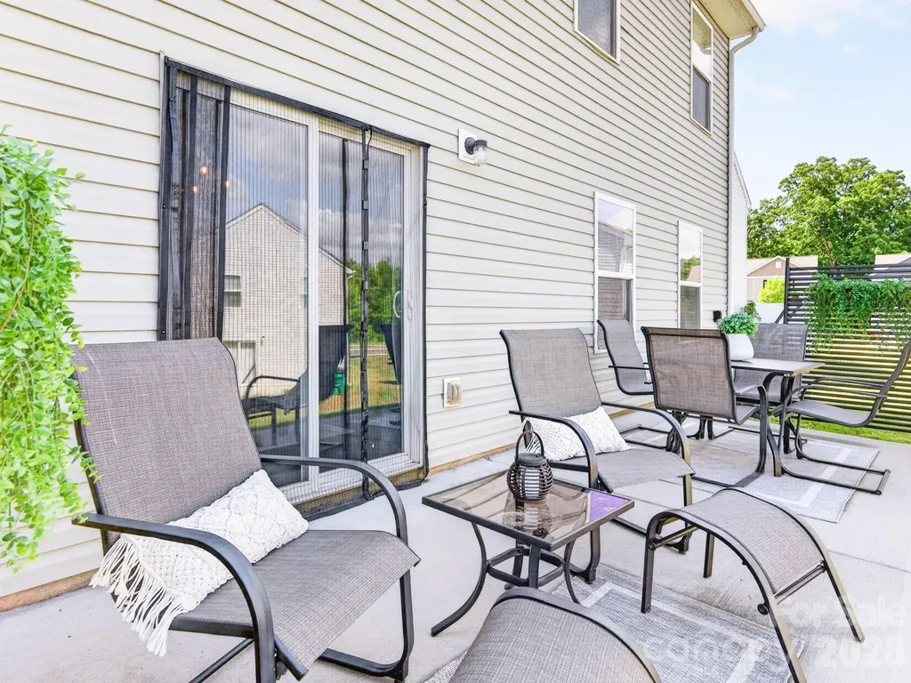 8128 Derby Woods Lane Charlotte NC 28214
