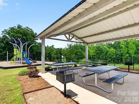 8128 Derby Woods Lane Charlotte NC 28214