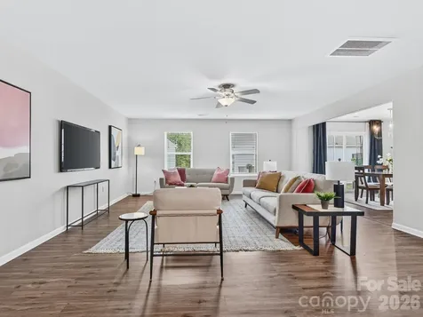 8128 Derby Woods Lane Charlotte NC 28214