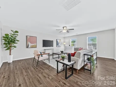 8128 Derby Woods Lane Charlotte NC 28214