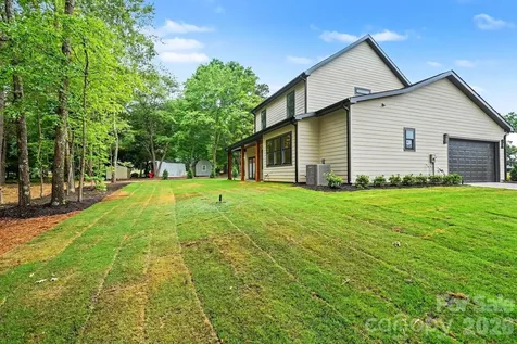 4923 Lancaster Highway Monroe NC 28112