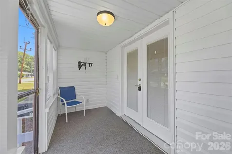 204 Hampshire Lane Clover SC 29710