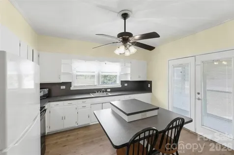 204 Hampshire Lane Clover SC 29710