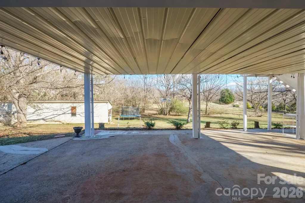 101 Bluebird Lane Morganton NC 28655