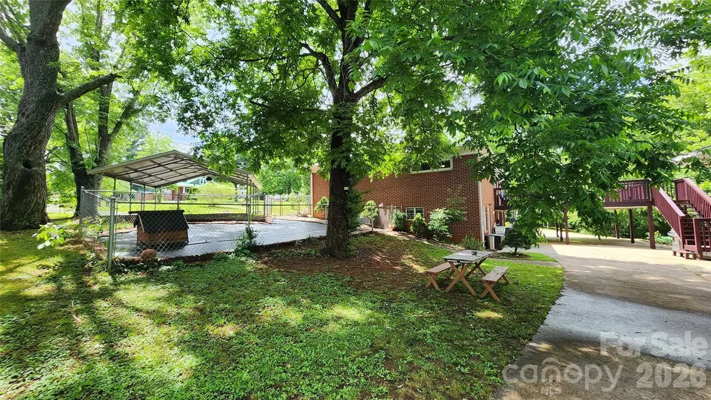 101 Bluebird Lane Morganton NC 28655