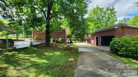 101 Bluebird Lane Morganton NC 28655