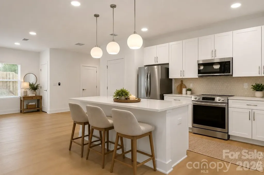 6206 Linda Vista Lane Charlotte NC 28216