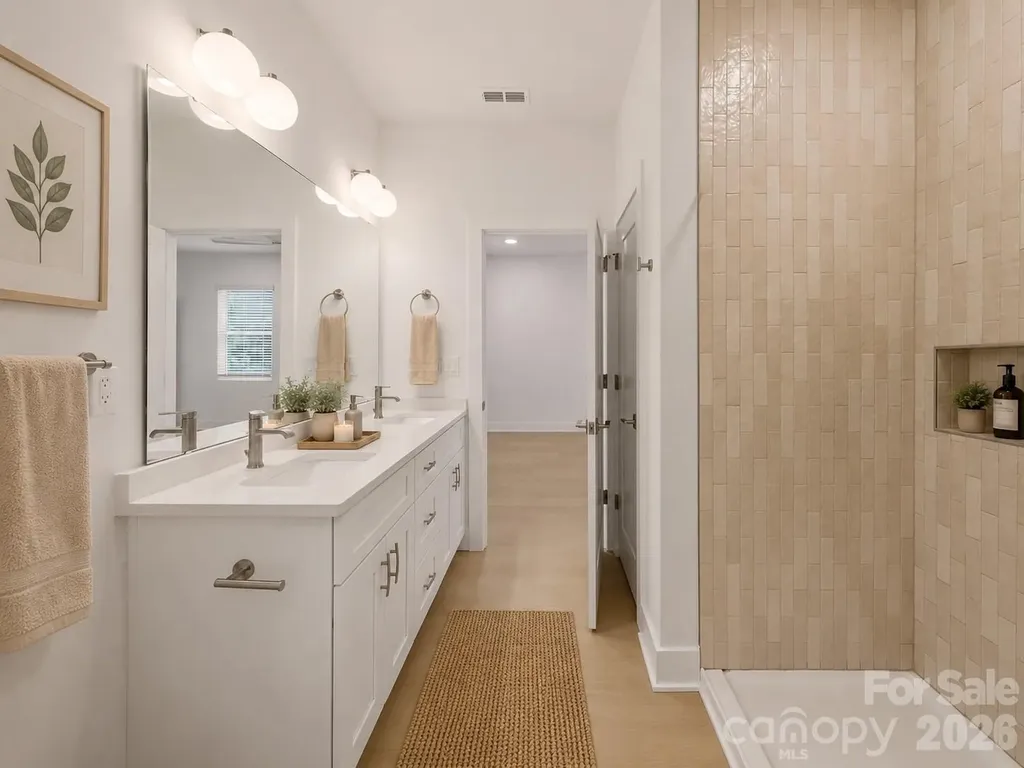 6206 Linda Vista Lane Charlotte NC 28216