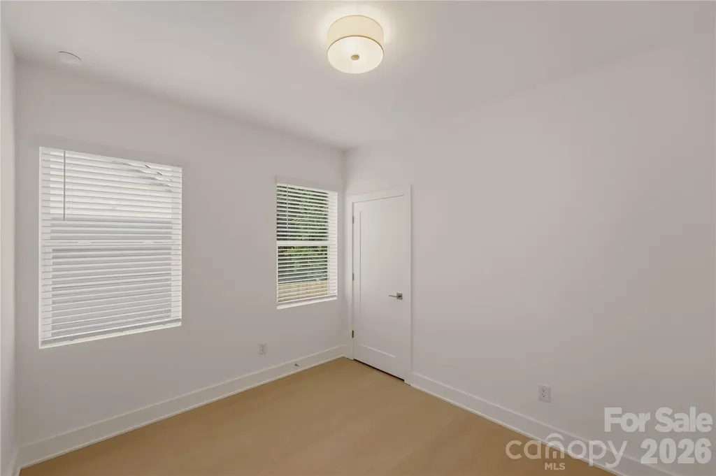 6206 Linda Vista Lane Charlotte NC 28216