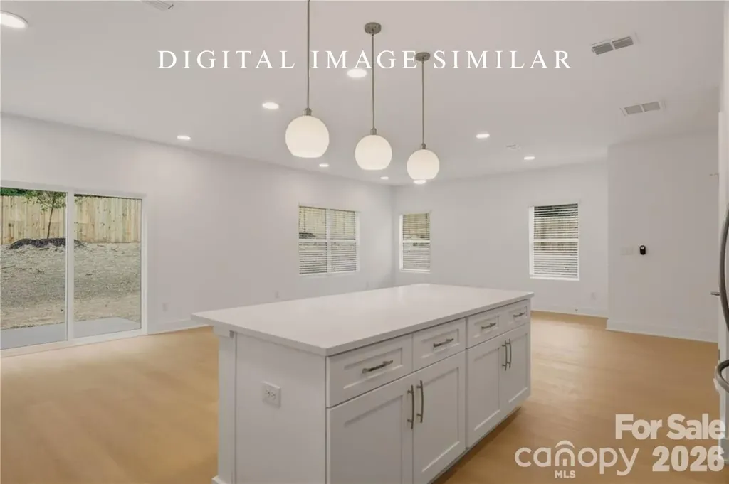 6206 Linda Vista Lane Charlotte NC 28216