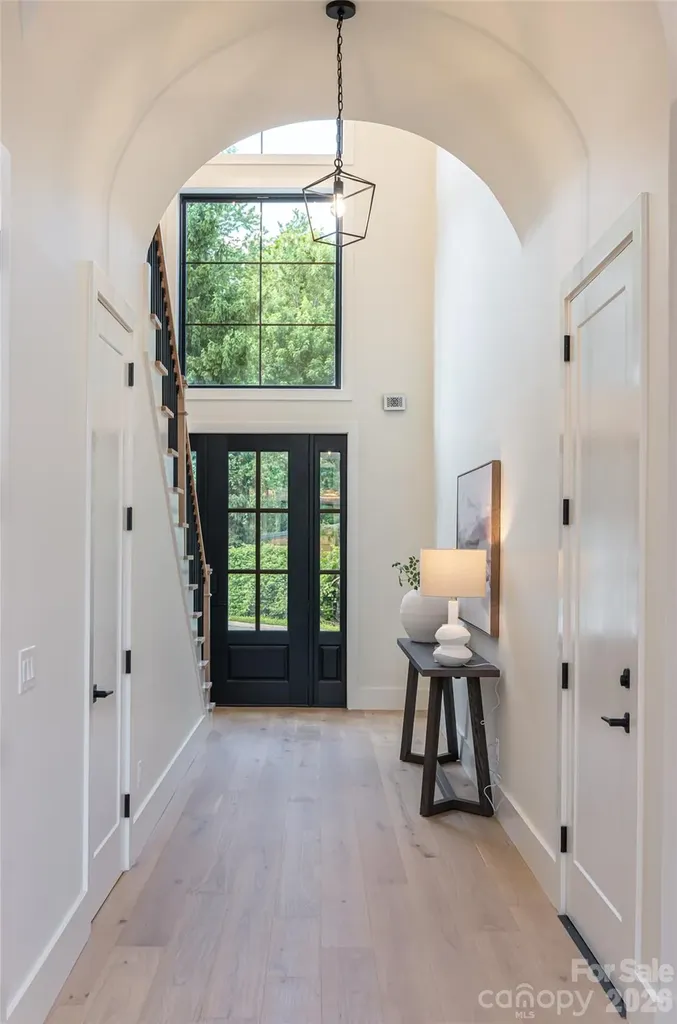 6 Dailey Drive Asheville NC 28801