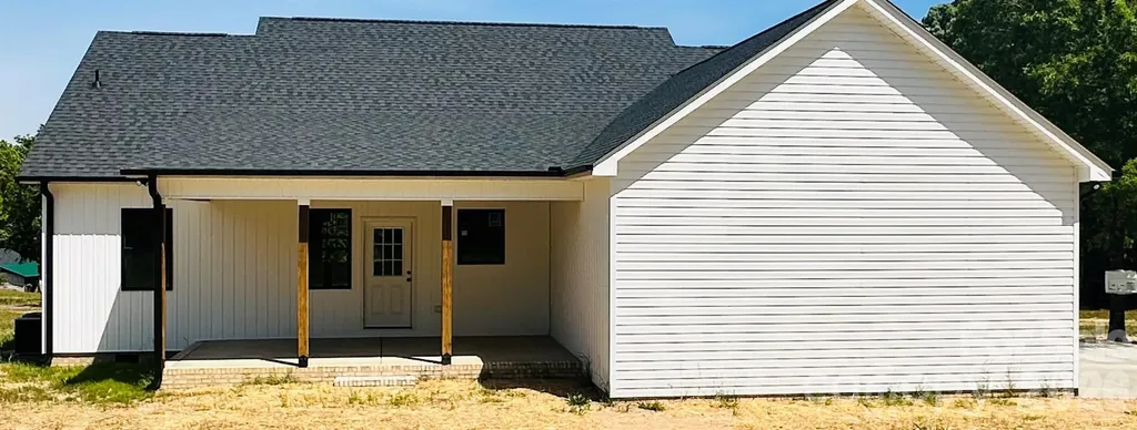 417 E 2nd Street Faith NC 28041