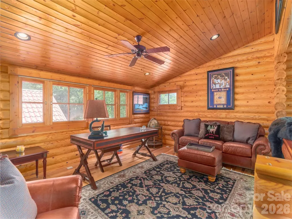 574 Leatherwood Drive Maggie Valley NC 28751