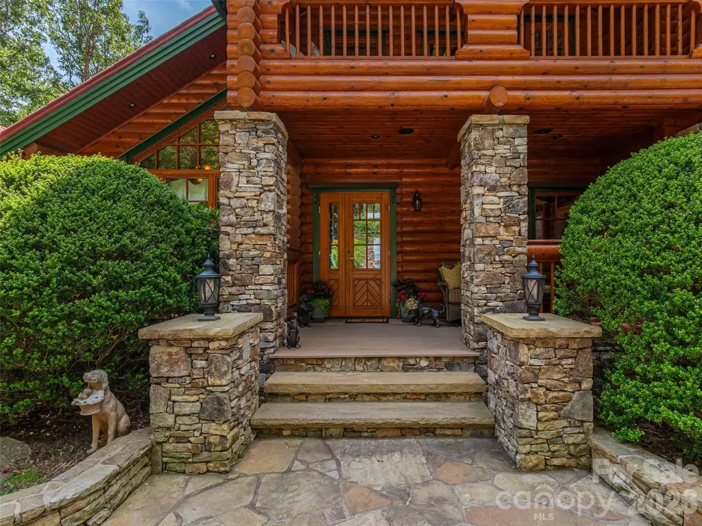 574 Leatherwood Drive Maggie Valley NC 28751