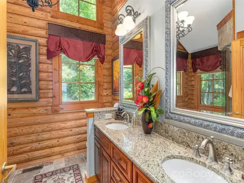 574 Leatherwood Drive Maggie Valley NC 28751
