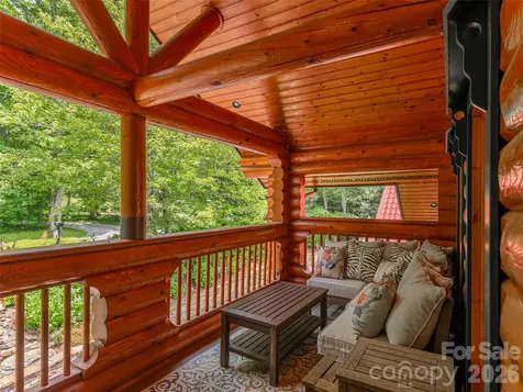 574 Leatherwood Drive Maggie Valley NC 28751