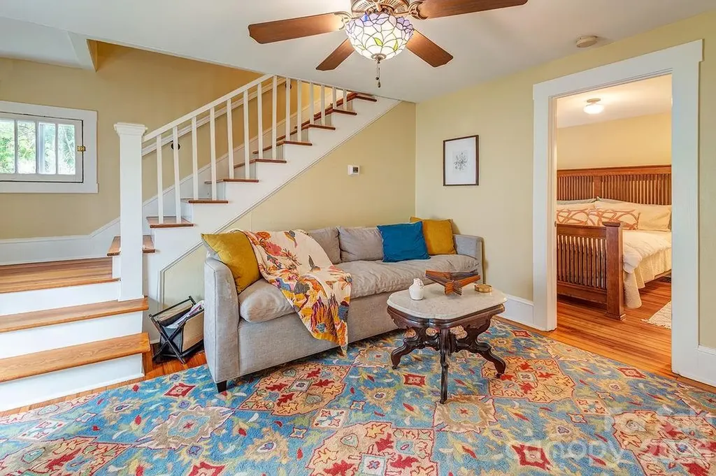 52 Gracelyn Road Asheville NC 28804