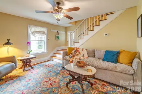 52 Gracelyn Road Asheville NC 28804