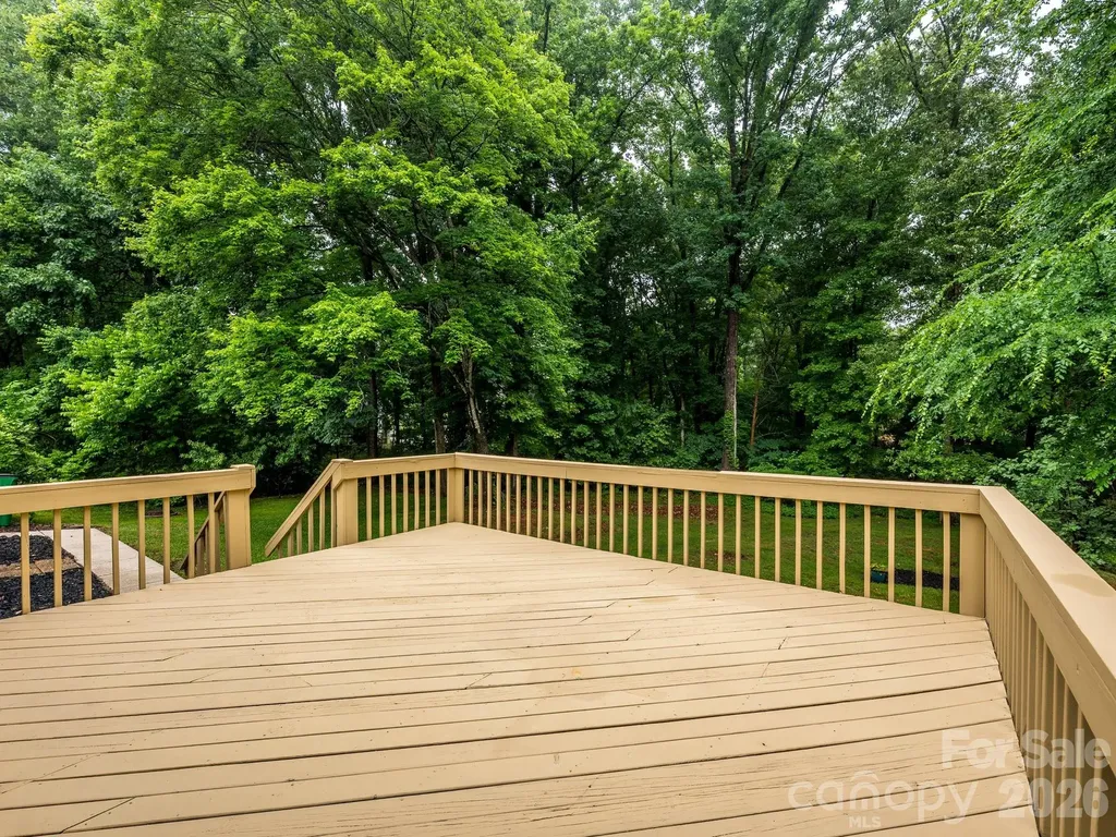 6060 Acadian Woods Drive Charlotte NC 28227