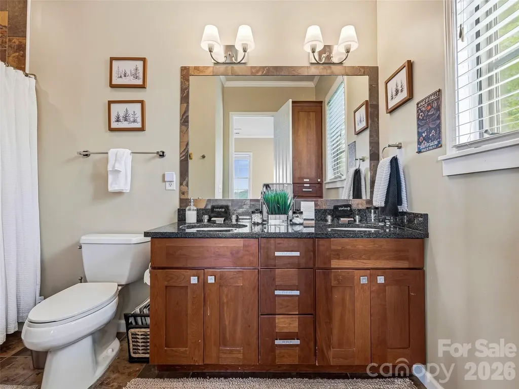 95 Breakaway Trail S Mars Hill NC 28754