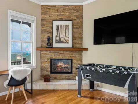 95 Breakaway Trail S Mars Hill NC 28754