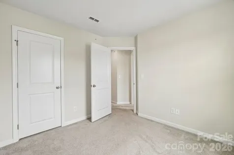 5024 Winding Jordan Lane Charlotte NC 28269