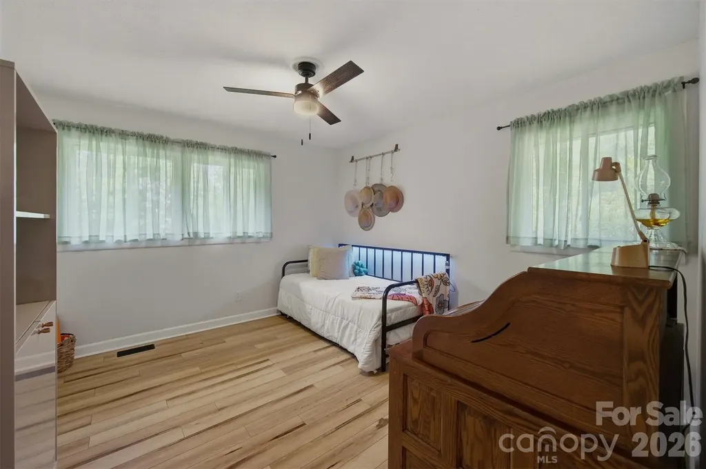 360 Johnson Caldwell Road Boomer NC 28606