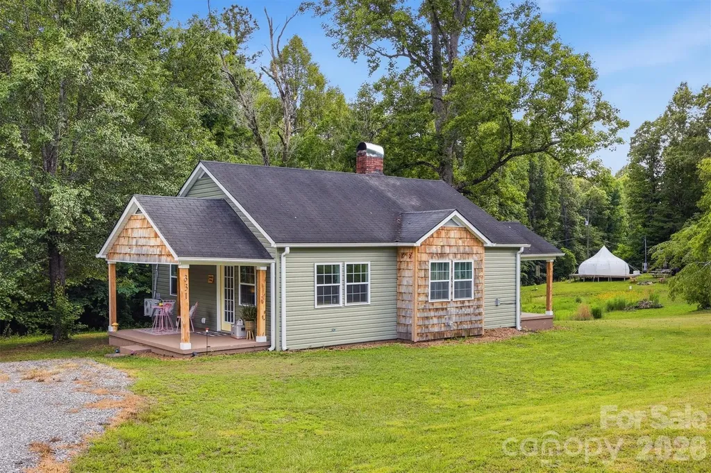 360 Johnson Caldwell Road Boomer NC 28606