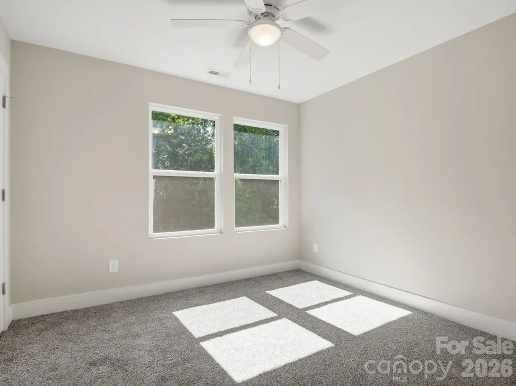 1699 Mission Oaks Street Kannapolis NC 28083