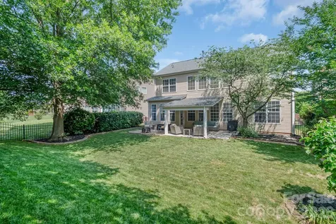 10507 Bere Island Drive Charlotte NC 28278