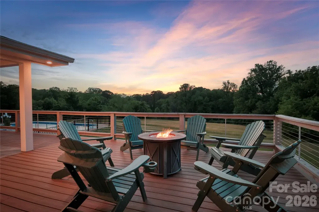 134 W Oakview Road Asheville NC 28806