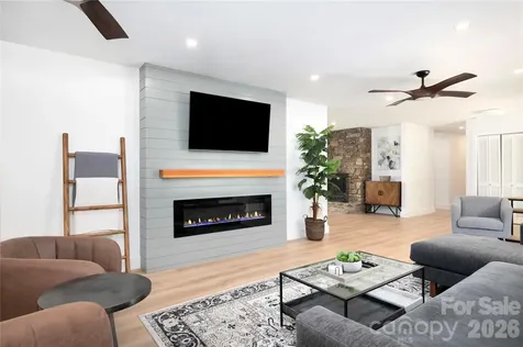 134 W Oakview Road Asheville NC 28806