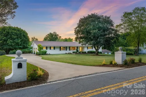 134 W Oakview Road Asheville NC 28806