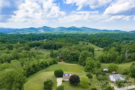 134 W Oakview Road Asheville NC 28806