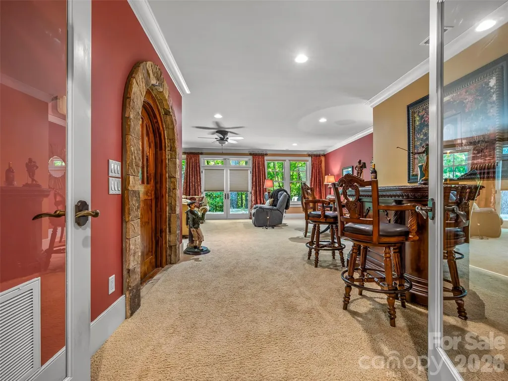 161 Chattooga Run Hendersonville NC 28739