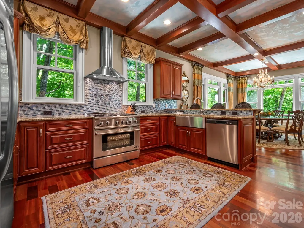 161 Chattooga Run Hendersonville NC 28739