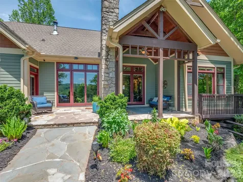161 Chattooga Run Hendersonville NC 28739