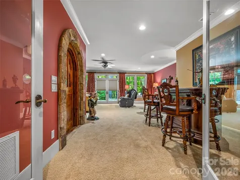 161 Chattooga Run Hendersonville NC 28739