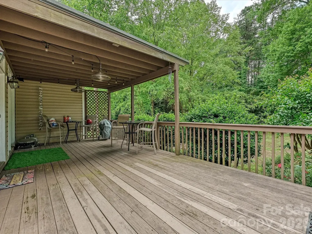 8729 Riverwood Road Terrell NC 28682