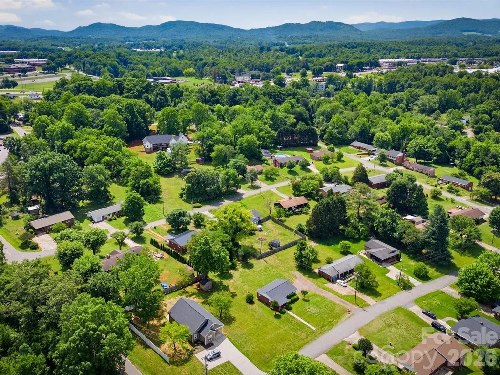 132 Starmount Circle Morganton NC 28655