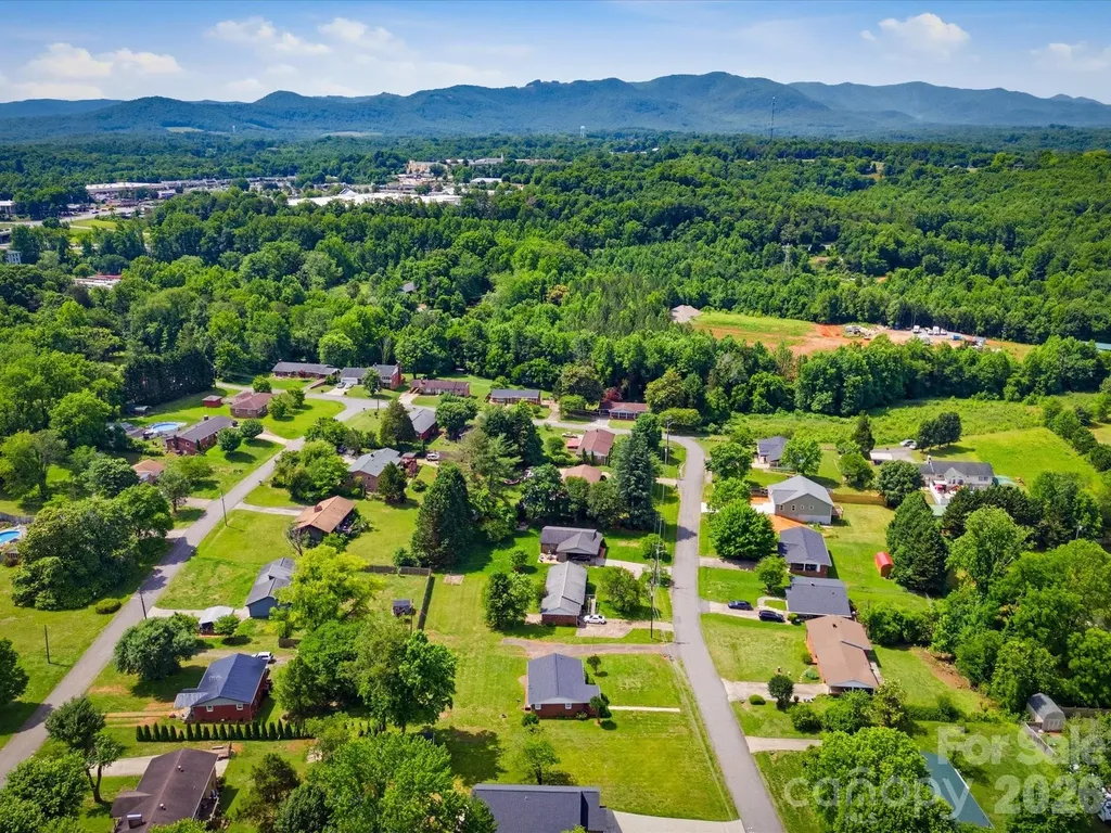 132 Starmount Circle Morganton NC 28655