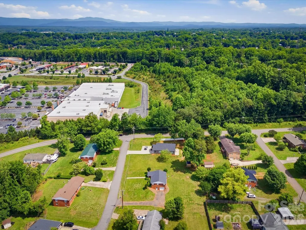132 Starmount Circle Morganton NC 28655