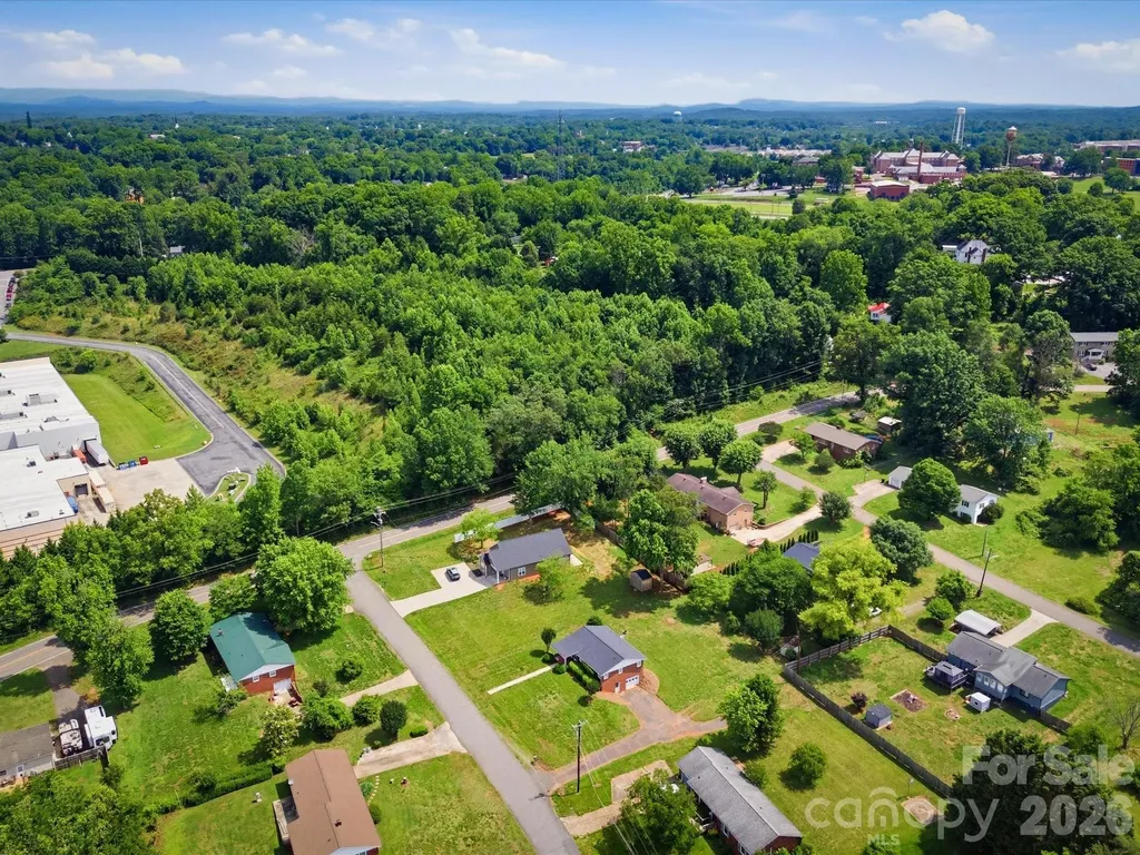 132 Starmount Circle Morganton NC 28655