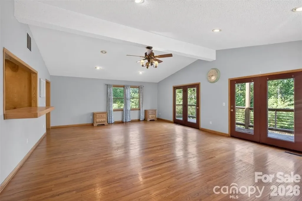66 Misery Ridge Trail Mill Spring NC 28756