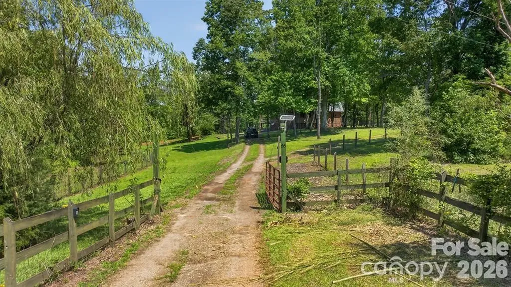 66 Misery Ridge Trail Mill Spring NC 28756