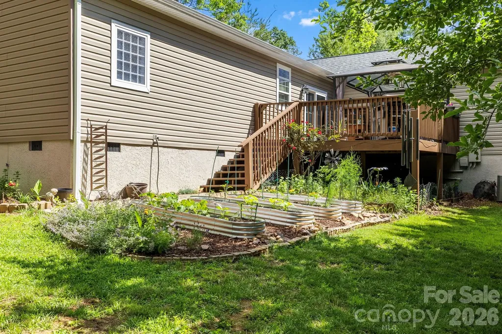 31 Enochs Way Fletcher NC 28732