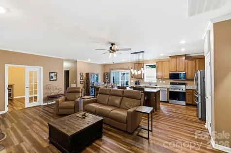 31 Enochs Way Fletcher NC 28732